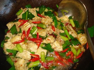 蒜苗豆腐的做法步骤：7