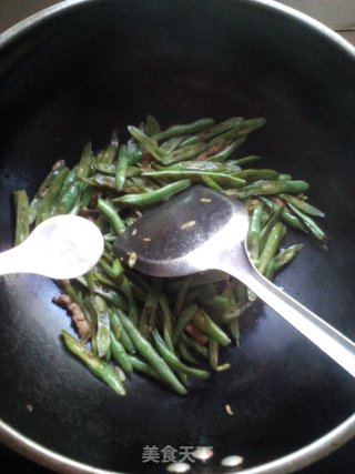 肉丝炒芸豆的做法步骤：6