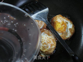 菠菜煮荷叶蛋的做法步骤：4