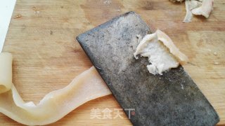 砂锅水晶猪皮冻的做法步骤：2
