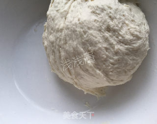 韭菜馅饼的做法步骤：1