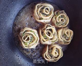 玫瑰煎饺的做法步骤：10