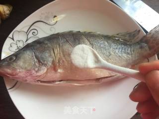 清蒸鳜鱼的做法步骤：3