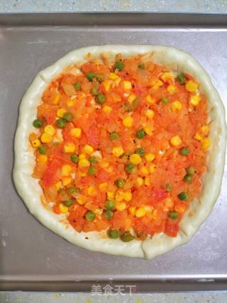 青椒鸡肉肠披萨的做法步骤：6