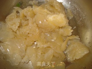 老醋蜇头的做法步骤：1