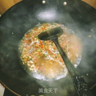 蒜茸粉丝蒸扇贝的做法步骤：3