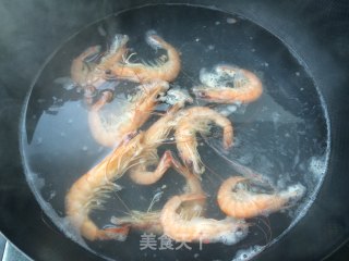 鲜虾菌菇汤的做法步骤：4