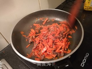 胡萝卜炒牛肉丝的做法步骤：8