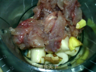 葱香山药鱼饼的做法步骤：3