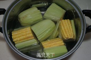 巧煮玉米的做法步骤：4