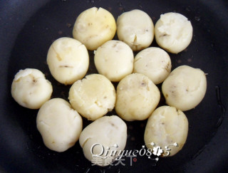 香煎小土豆的做法步骤：5