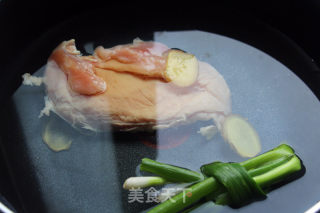 麻酱鸡丝拌面的做法步骤：3