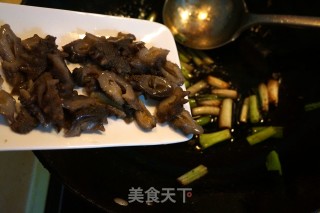 葱烧海参的做法步骤：6