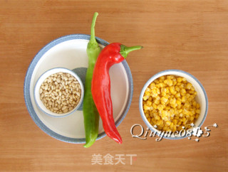 松仁玉米的做法步骤：1