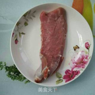 菠萝咕噜肉的做法步骤：1