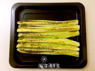 香烤茄的做法步骤：2