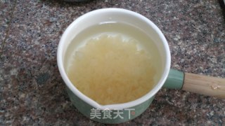 皂角米木瓜银耳糖水的做法步骤：2