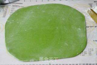 菠菜汁手擀面的做法步骤：7