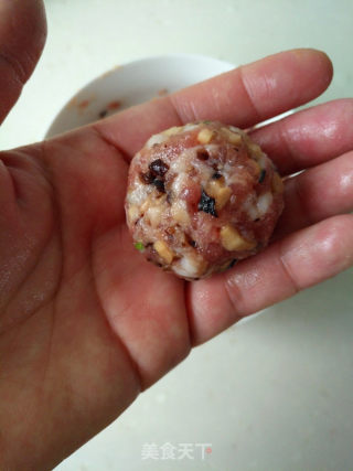香菇肉丸炖白菜的做法步骤：7