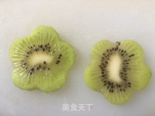 餐盘画满族女子的做法步骤：5
