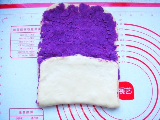 紫薯绣球面包的做法步骤：12