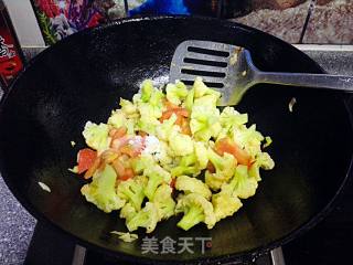 番茄炒菜花的做法步骤：5