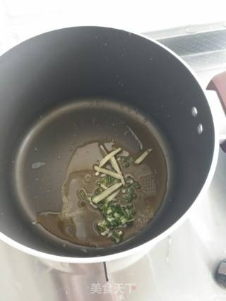 菠菜蘑菇鸡蛋汤的做法步骤：6