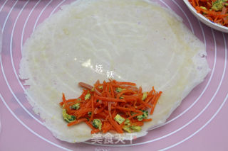 胡萝卜春卷的做法步骤：4