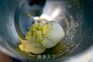 碱水面包做法 烘焙食谱的做法步骤：3