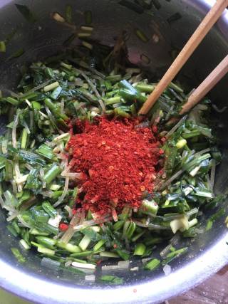 韭菜盒子（三重辣）的做法步骤：8
