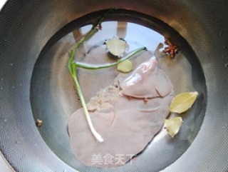 卤猪肝的做法步骤：3