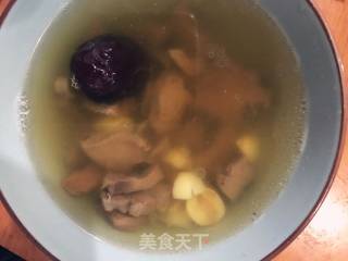 百合莲子猪心汤的做法步骤：5