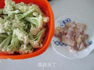 咸肉花菜干锅的做法步骤：3