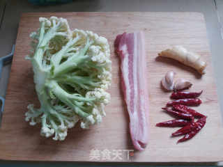 干煸菜花的做法步骤：1