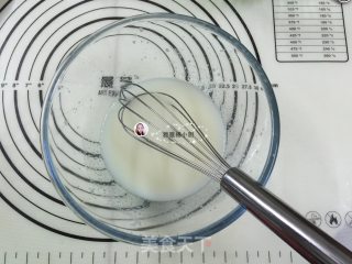 黑芝麻波点蛋糕卷的做法步骤：2