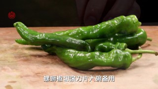 上班族下饭美味【农家小炒肉】的做法步骤：2