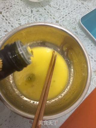 酥皮核桃仁紫薯球的做法步骤：5