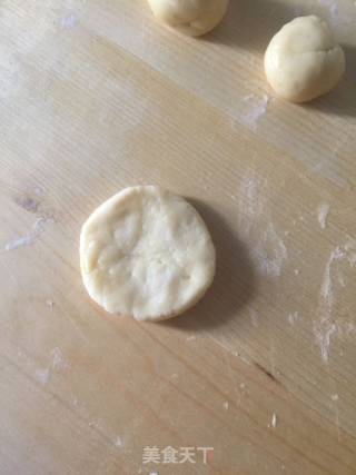 酥皮核桃仁紫薯球的做法步骤：23