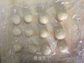 酥皮核桃仁紫薯球的做法步骤：27