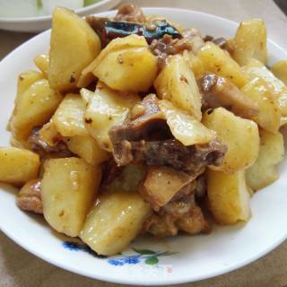 土豆烧鸭的做法步骤：9