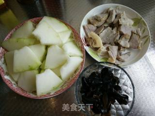 冬瓜咸肉木耳汤的做法步骤：3