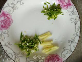 冬瓜咸肉木耳汤的做法步骤：4