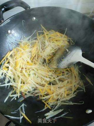 酸辣土豆丝的做法步骤：9