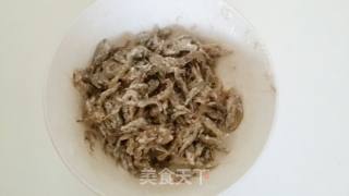 酥炸小河虾的做法步骤：1
