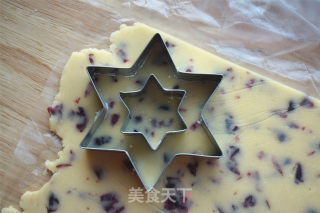 蔓越莓玻璃糖饼干的做法步骤：6