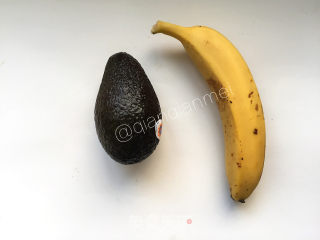 牛油果奶昔的做法步骤：1