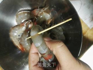 家常虾的做法步骤：1