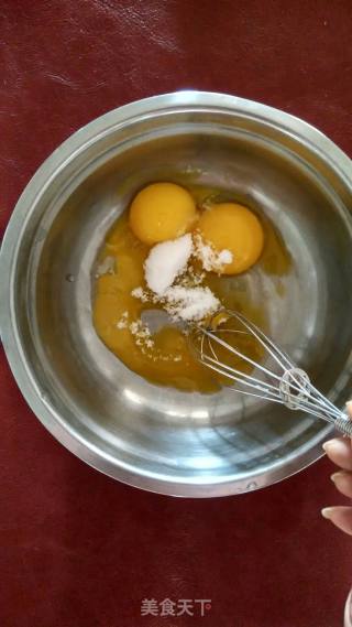 日式豆乳芒果盒子蛋糕的做法步骤：2