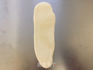 蛋黄酥的做法步骤：9
