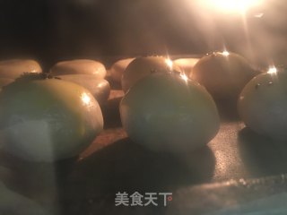 蛋黄酥的做法步骤：17
